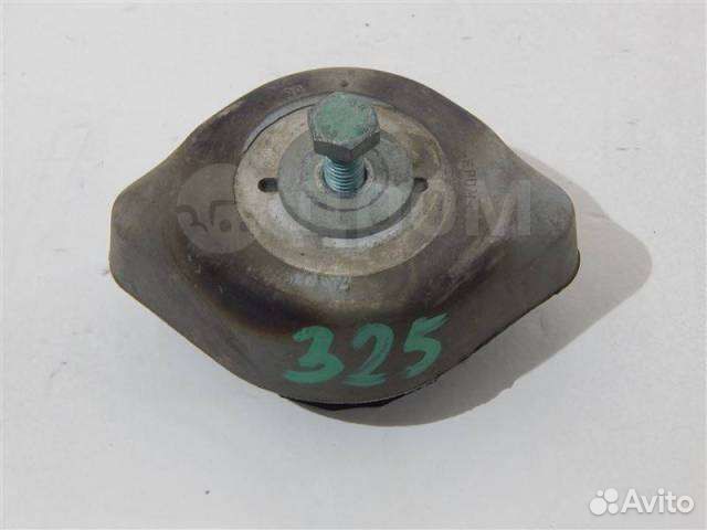 Кронштейн подушка двигателя кпп passat b5 1.9