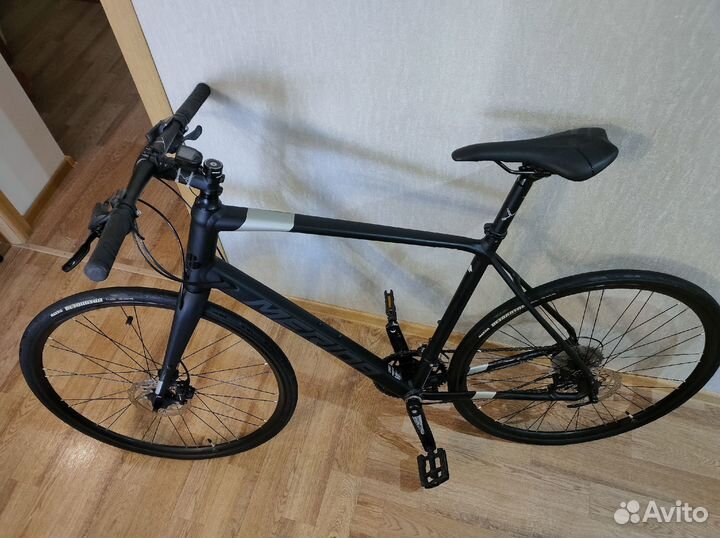 Продам велосипед дорожный Merida Speeder 200