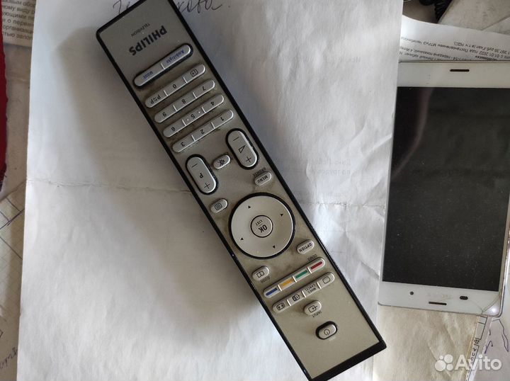 ЖК телевизор Philips 42PFL3605