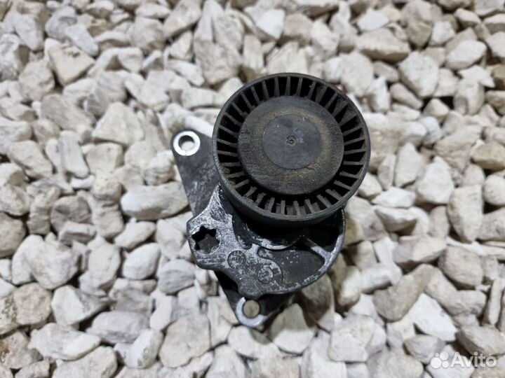 Натяжитель ремня Вольво S60