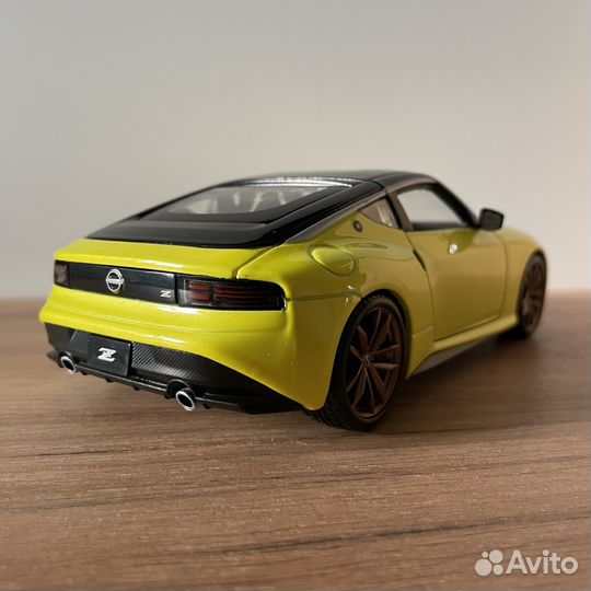Модель Nissan Z 2023 Maisto 1/24