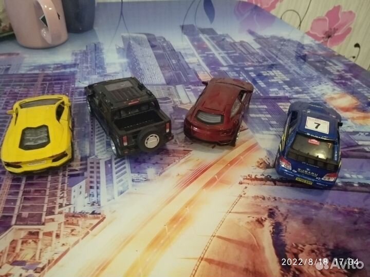 Машинки коллекционные 4 штуки.Kinsmart