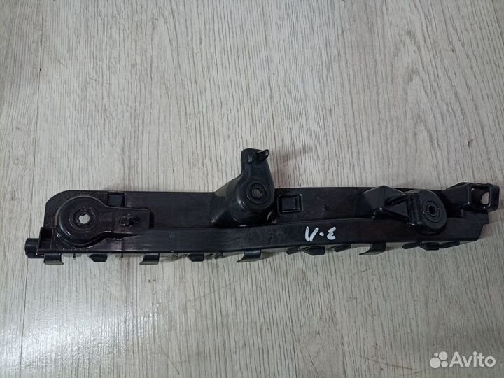 Кронштейн крепление бампера Renault kaptur Лев