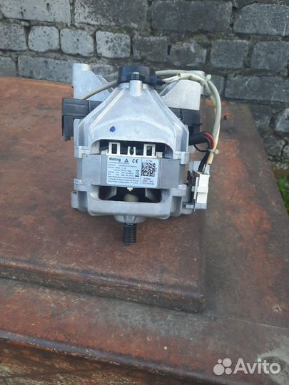 Двигатель от стиральной машины indesit