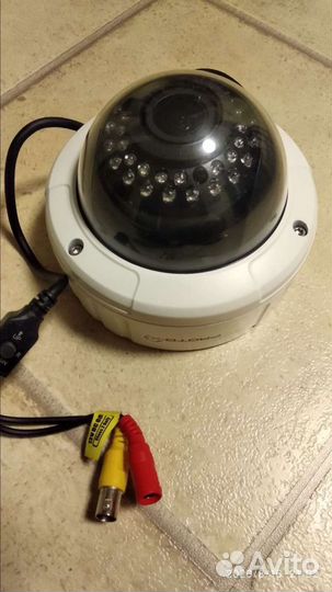 Камера видеонаблюдения купольная