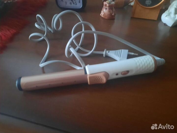 Плойка для завивки волос