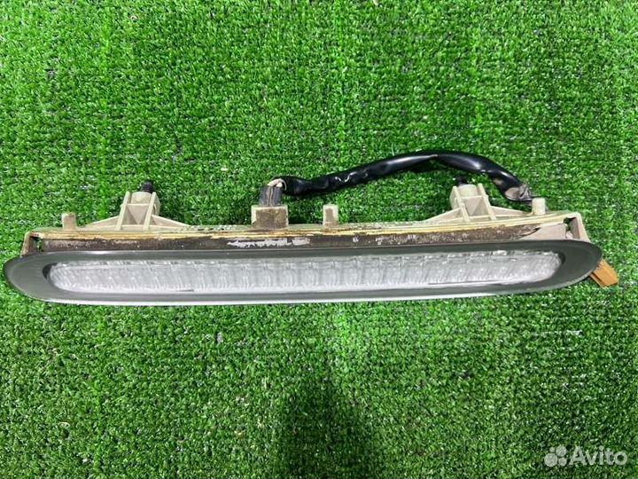 Стоп-сигнал задний Nissan Avenir