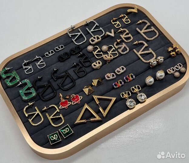 Серьги Valentino