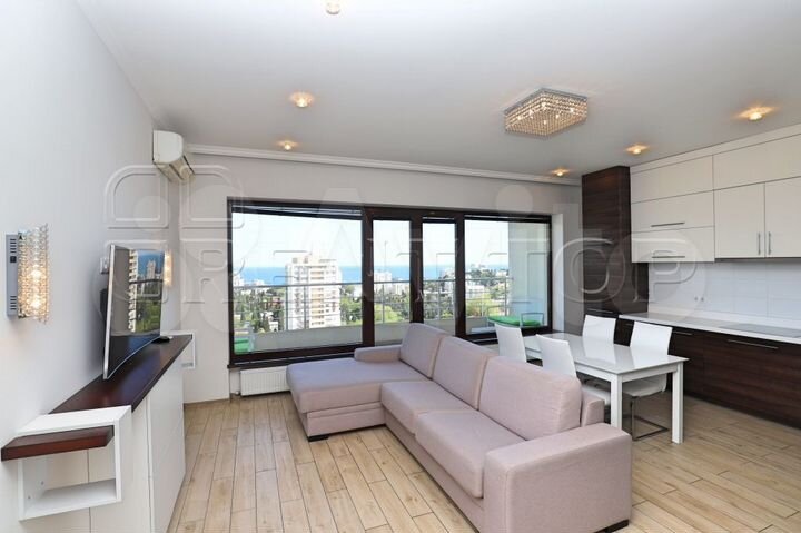 1-к. апартаменты, 68 м², 14/17 эт.