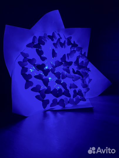 Светящие букеты из бабочек