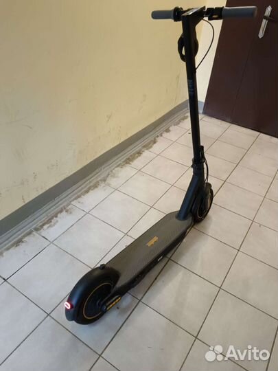 Электросамокат ninebot max g30