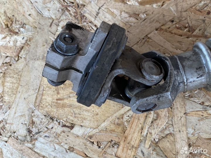 Крестовина рулевая Мерседес w216