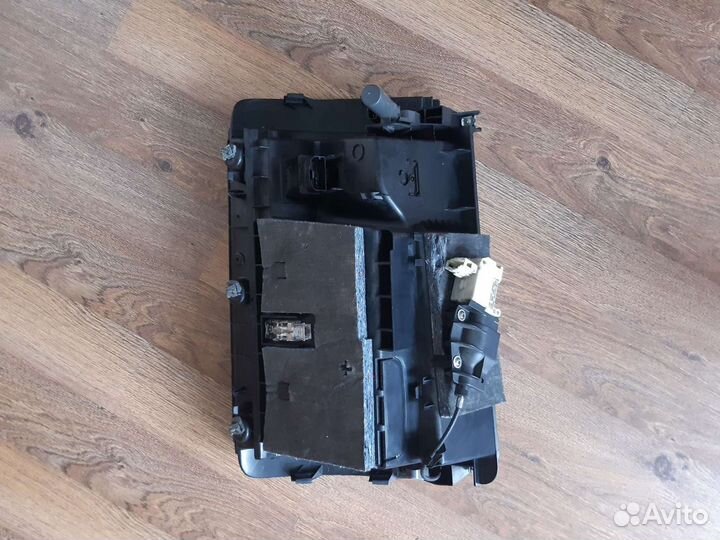 Бардачок Audi Q7 4L