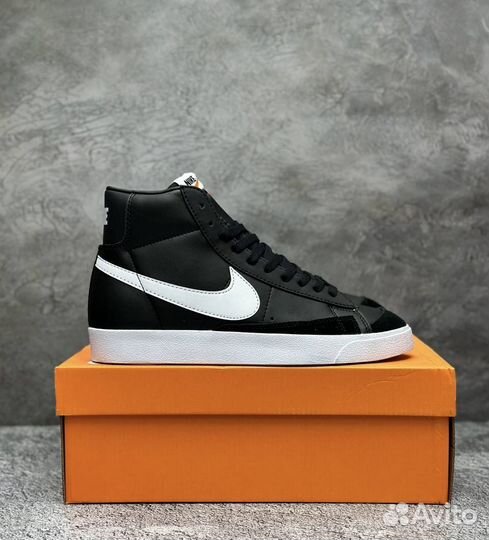 Nike Blazer Mid 77 Vintage Black Sail