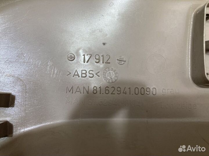 Облицовка люка крыши Man TGA, Man TGS, Man TGX