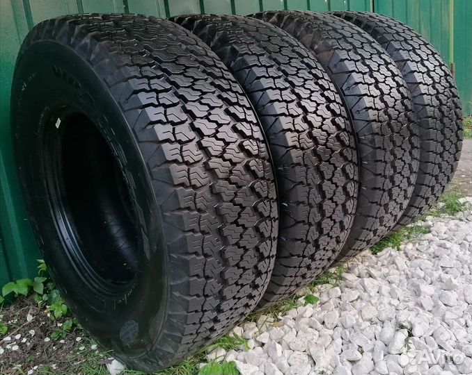 Goodyear Wrangler AT 315/70 R17 121S
