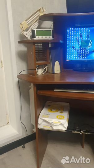 Компьютерный стол