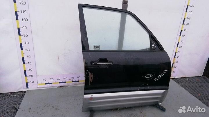 Дверь передняя правая Mitsubishi Montero/Pajero