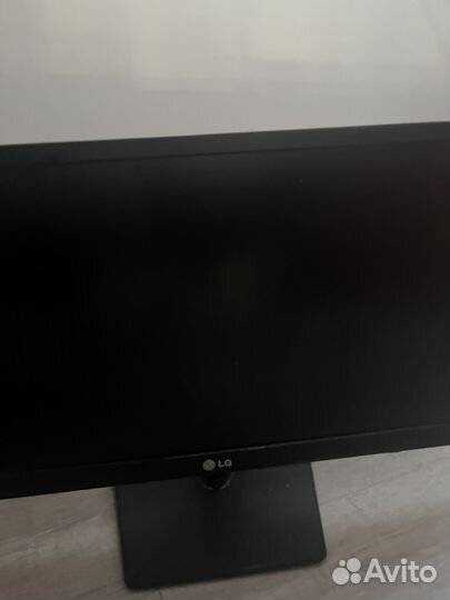 Монитор для компьютера LG Flatron E2242C-BN