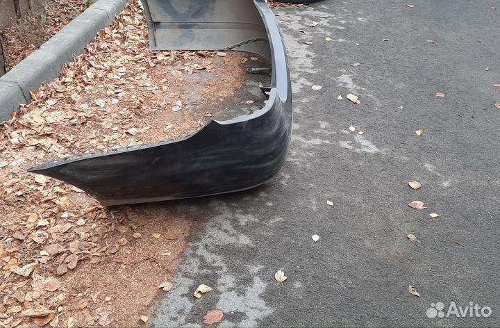 Задний бампер