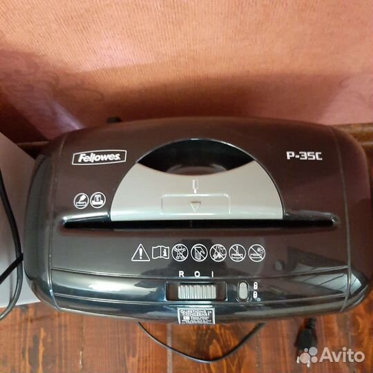 Принтеры, шредеры, телефоны, картриджи