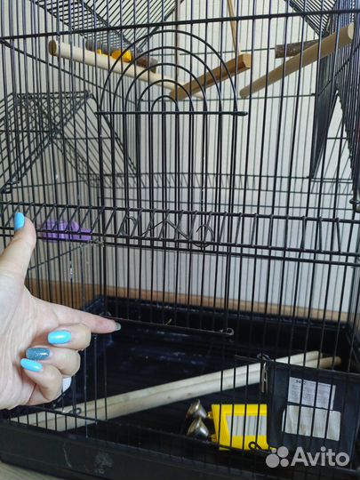 Большая клетка для птиц