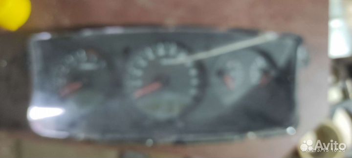 Панель приборов