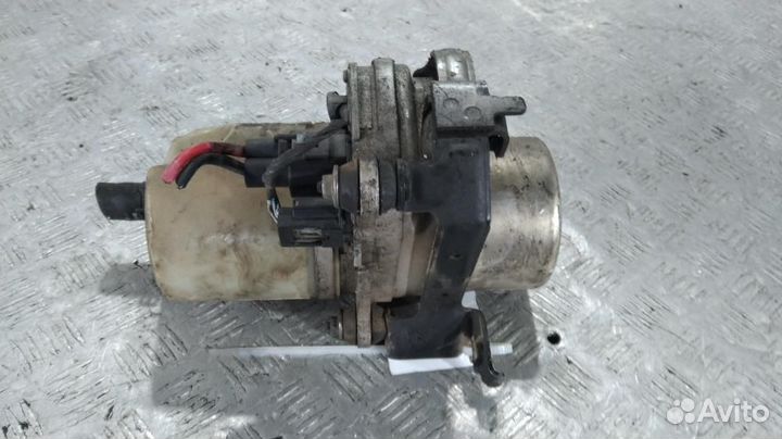 Насос эур 4N513K514DS Volvo S40 / V50 (2004-2013)