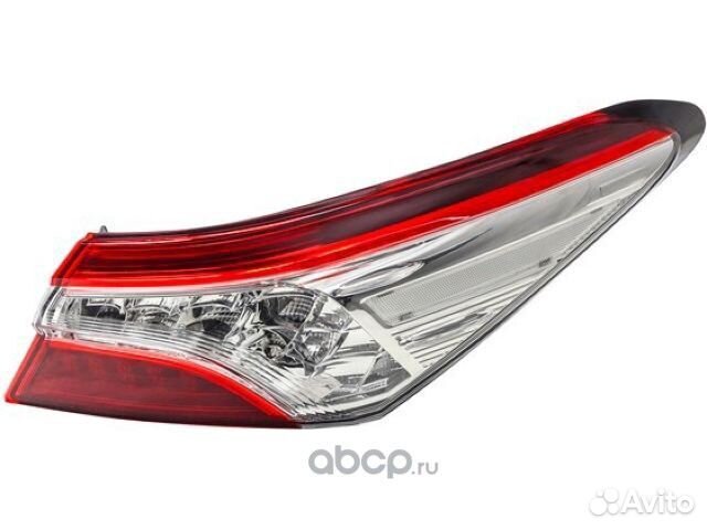 Фонарь правый внешний Toyota Camry 8 XV70 (2017-нв