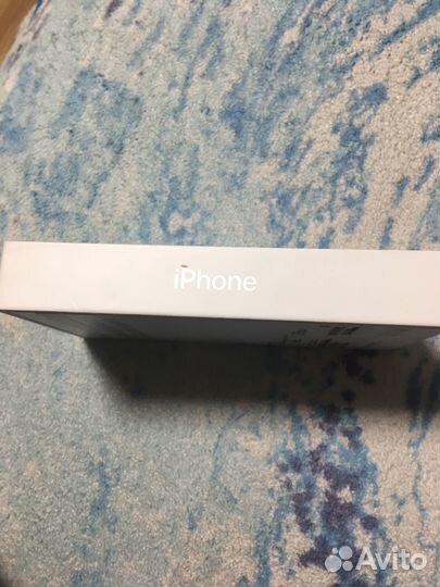 Коробка от iPhone 13
