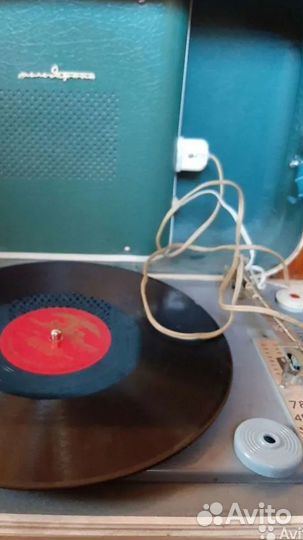 Винтажный.Проигрыватель