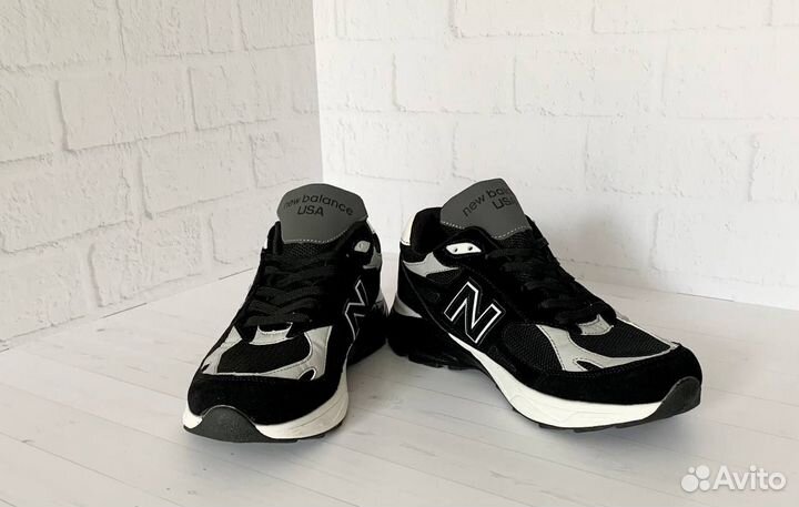 Кроссовки New Balance 990v3