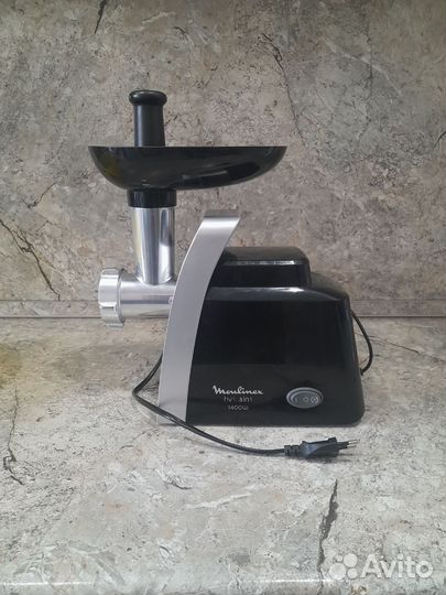 Мясорубка электрическая moulinex