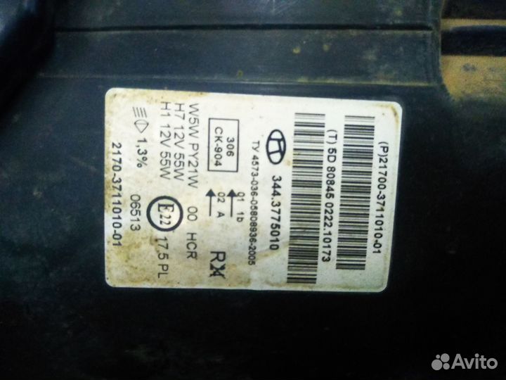 Фара правая priora