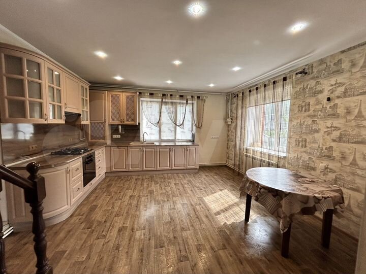 Дом 97,7 м² на участке 4,7 сот.