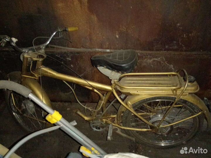 Велосипед с бензиновым мотором