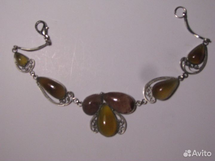 Янтарь, горный хрусталь, сердолик