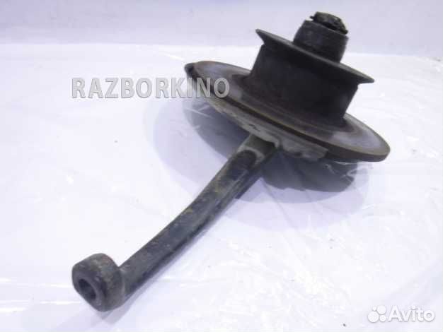 Кулак передний правый A1163304120