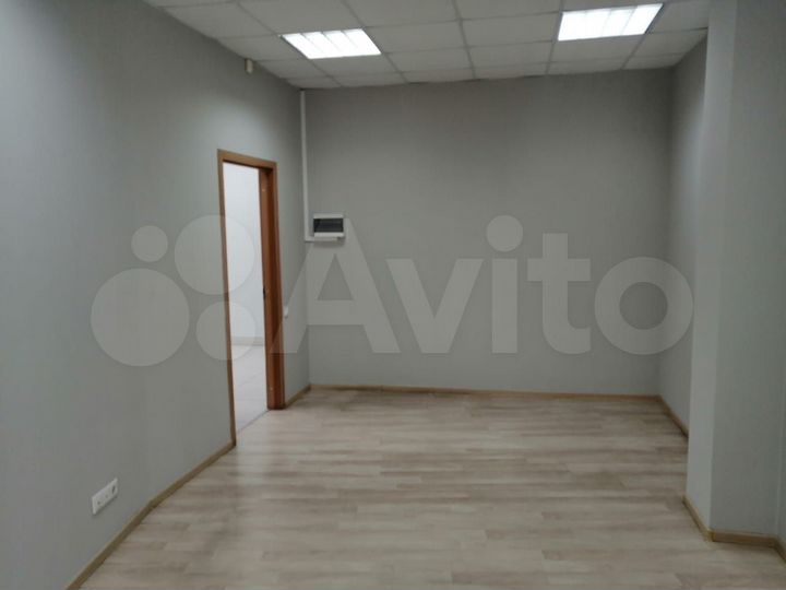 Здание, 2028 м²