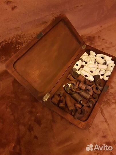 Шахматы из дерева (такого типа)