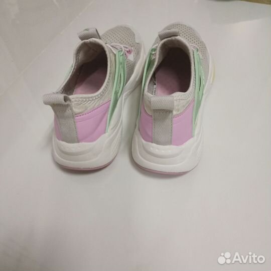 Кроссовки Demix 35