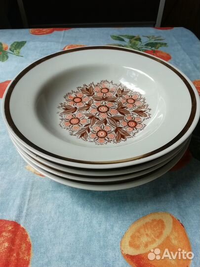 Тарелки 4шт