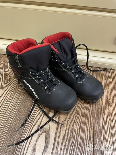 Лыжные ботинки 36 размер