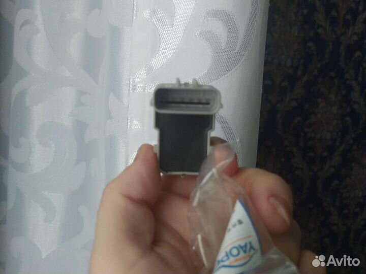 Датчик парковки (парктроник) 95720-2s000