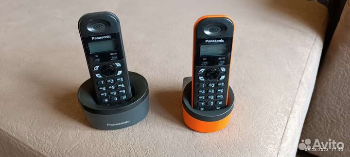 Радиотелефон Panasonic (комплект из 2 шт)