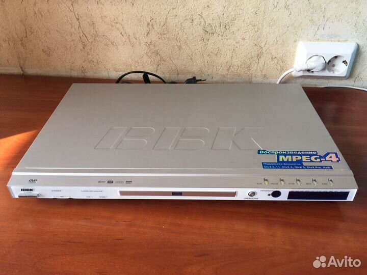 DVD плеер BBK