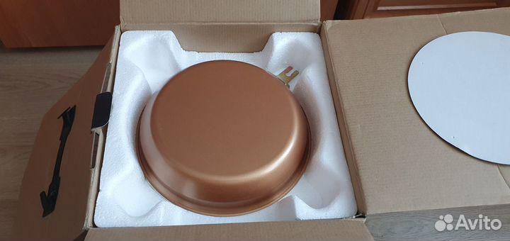 Мультиварка Redmond RMK-M271