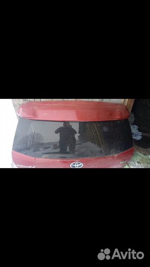 Крышка багажника тойота приус