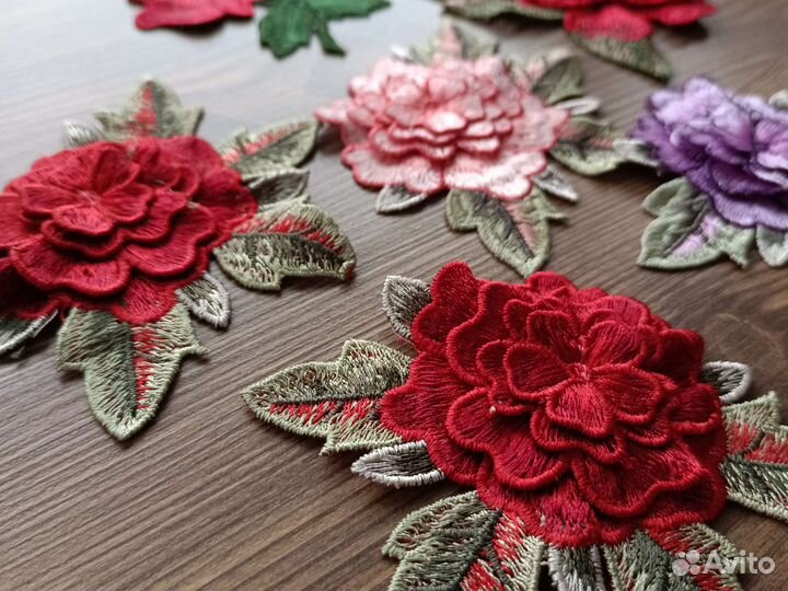 Нашивные цветы на одежду