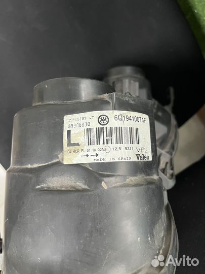 Передная левая фара volkswagen polo 4